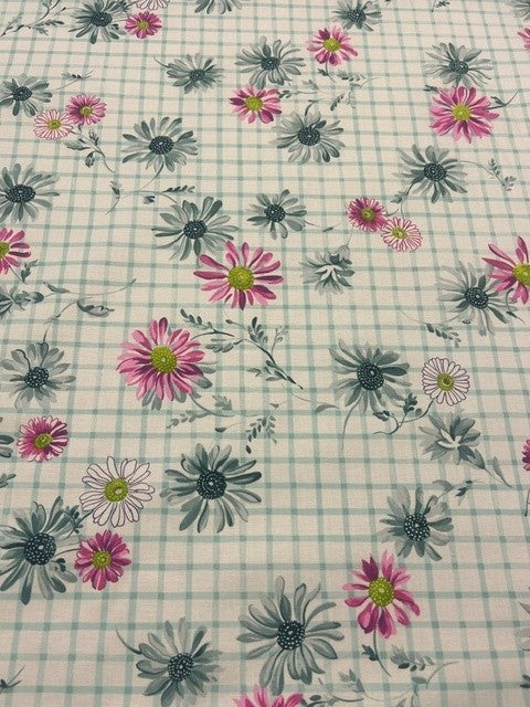Designers Guild - Cosmos Damson - 100% Cotton - 142cm