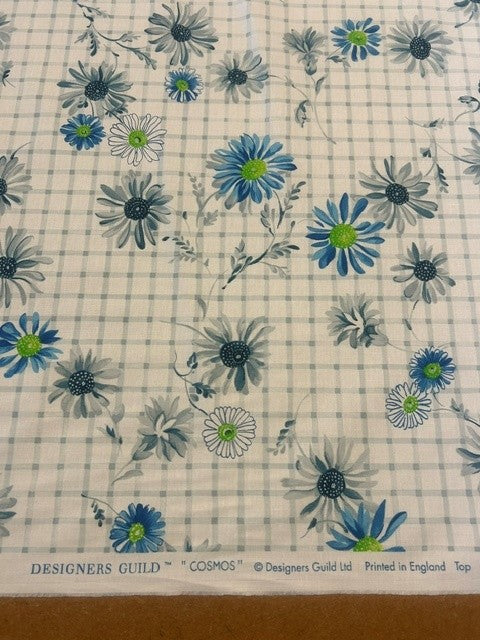 Designers Guild - Cosmos Cobalt - 100% Cotton - 138cm