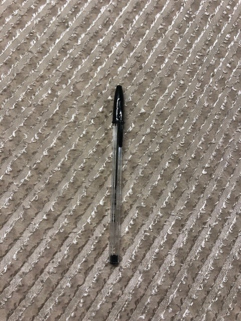 Diagonal Burnout Fabric with Short Fringe – Champagne Soft Beige