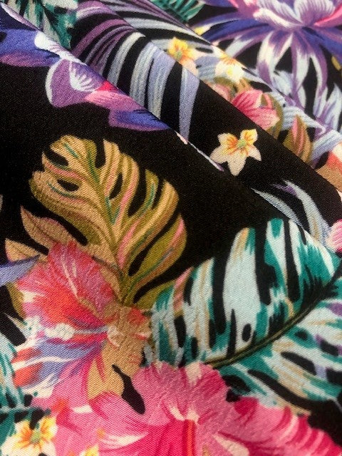 Vibrant Oriental Floral Polyester Fabric – 150 cm Wide