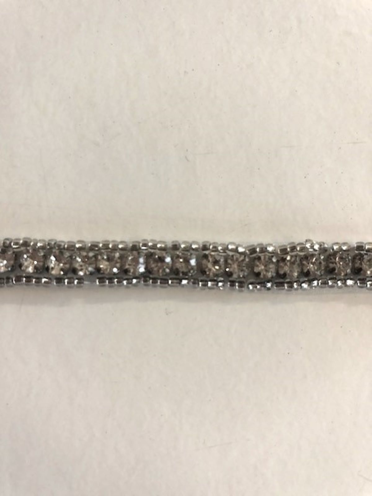 Narrow Crystal Edging