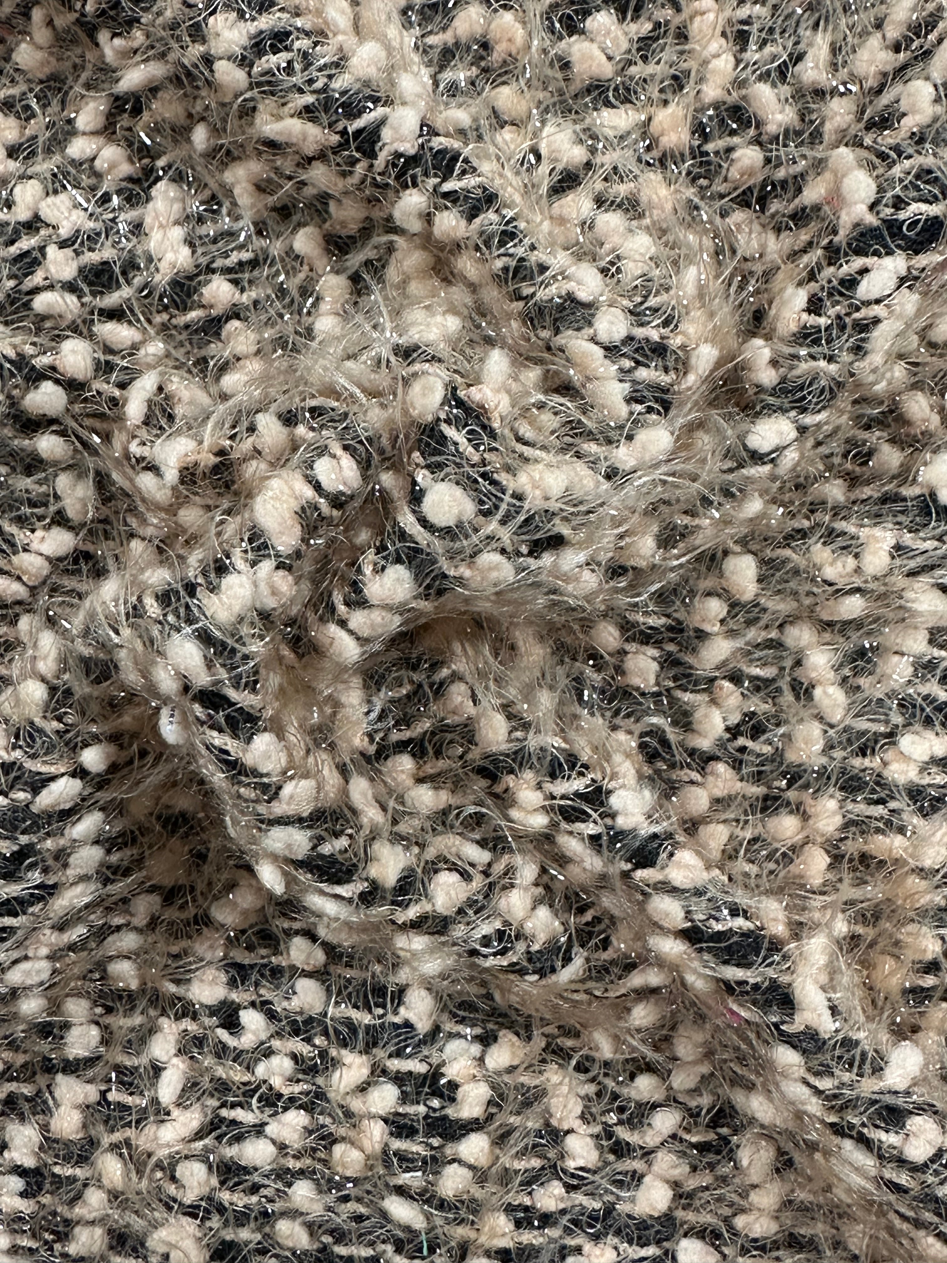 Chanel-Style Woven Fabric – Chunky & Sophisticated – 152 cm Wide – 100% Polyester
