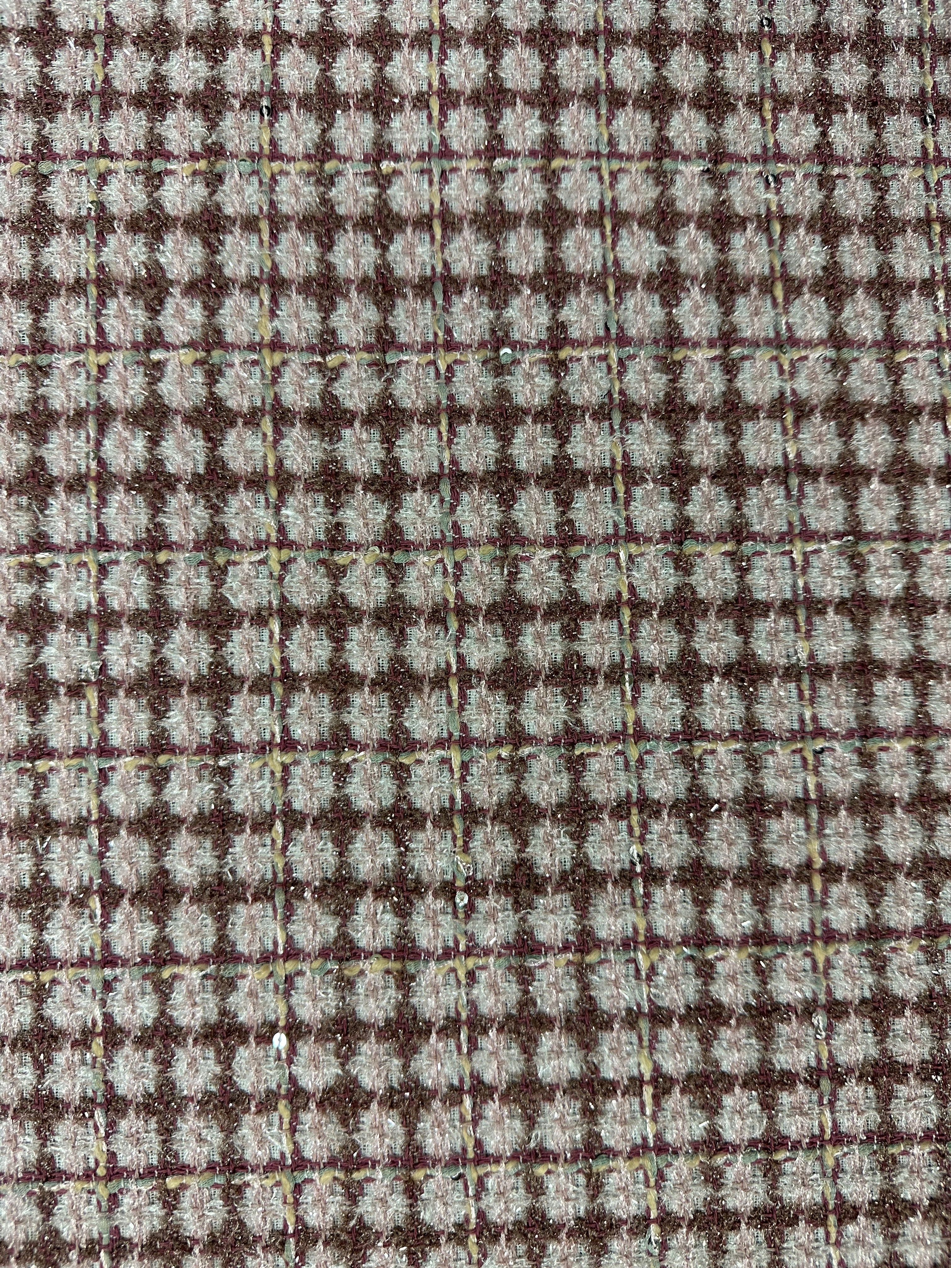 Chanel-Style Pale Pink Woven Fabric – 150cm Wide Tweed Effect