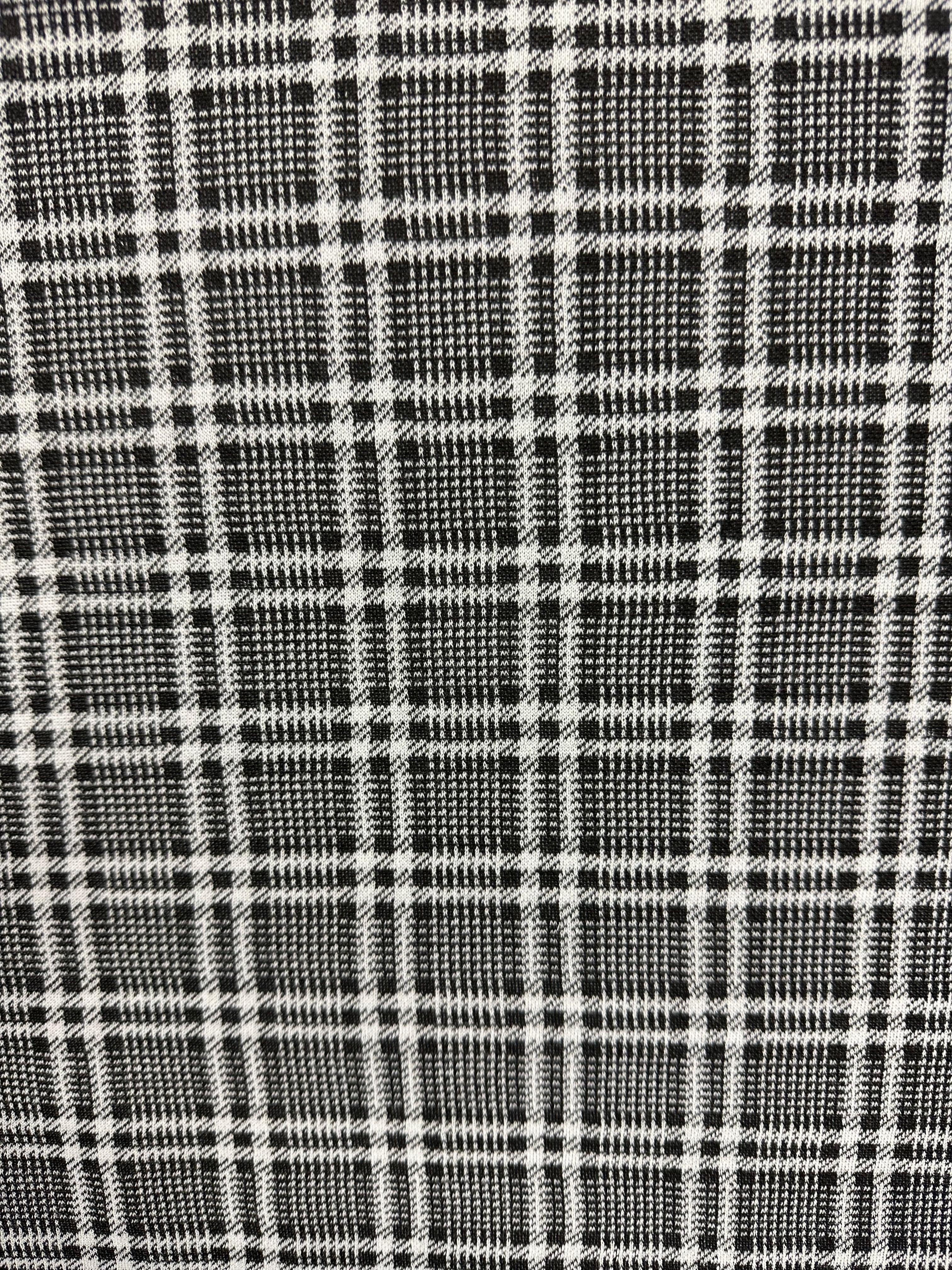 Black & White Plaid Fabric – 150 cm Wide
