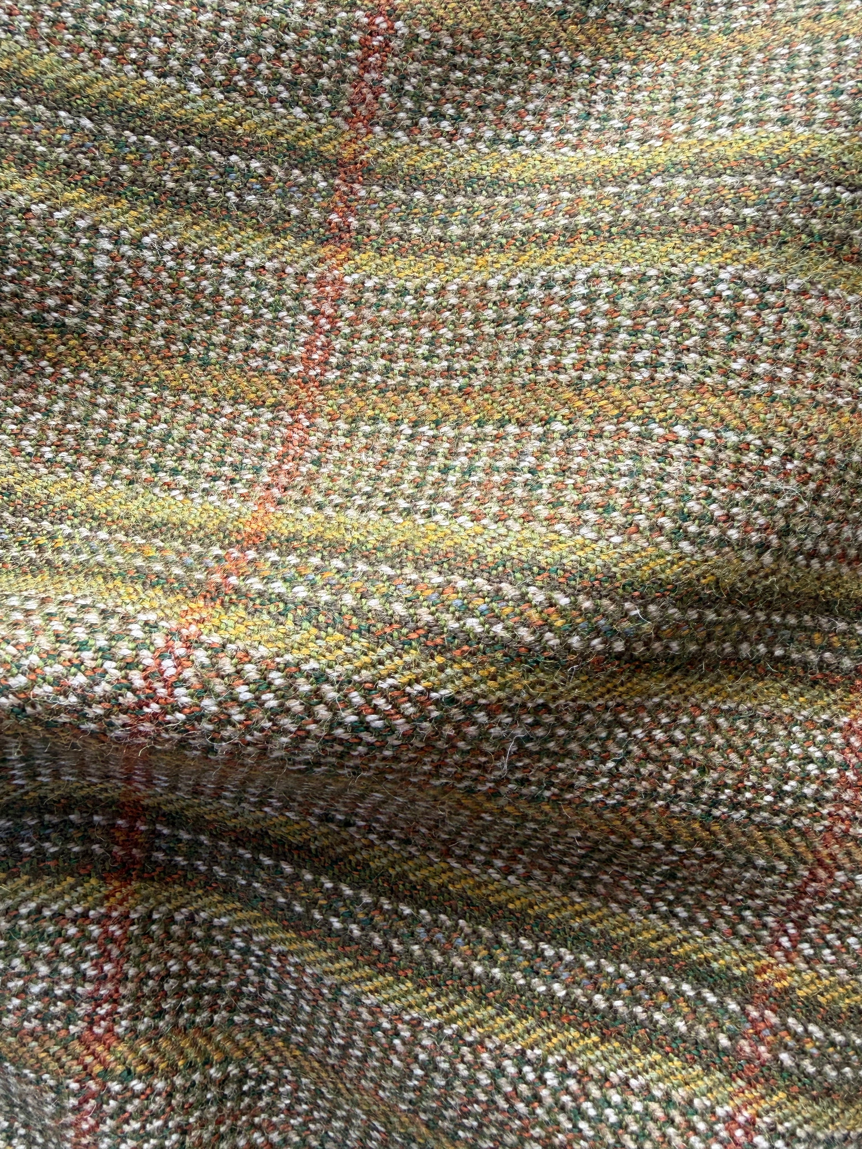Green Wool Fabric Remnant – 100% Wool – 185 cm