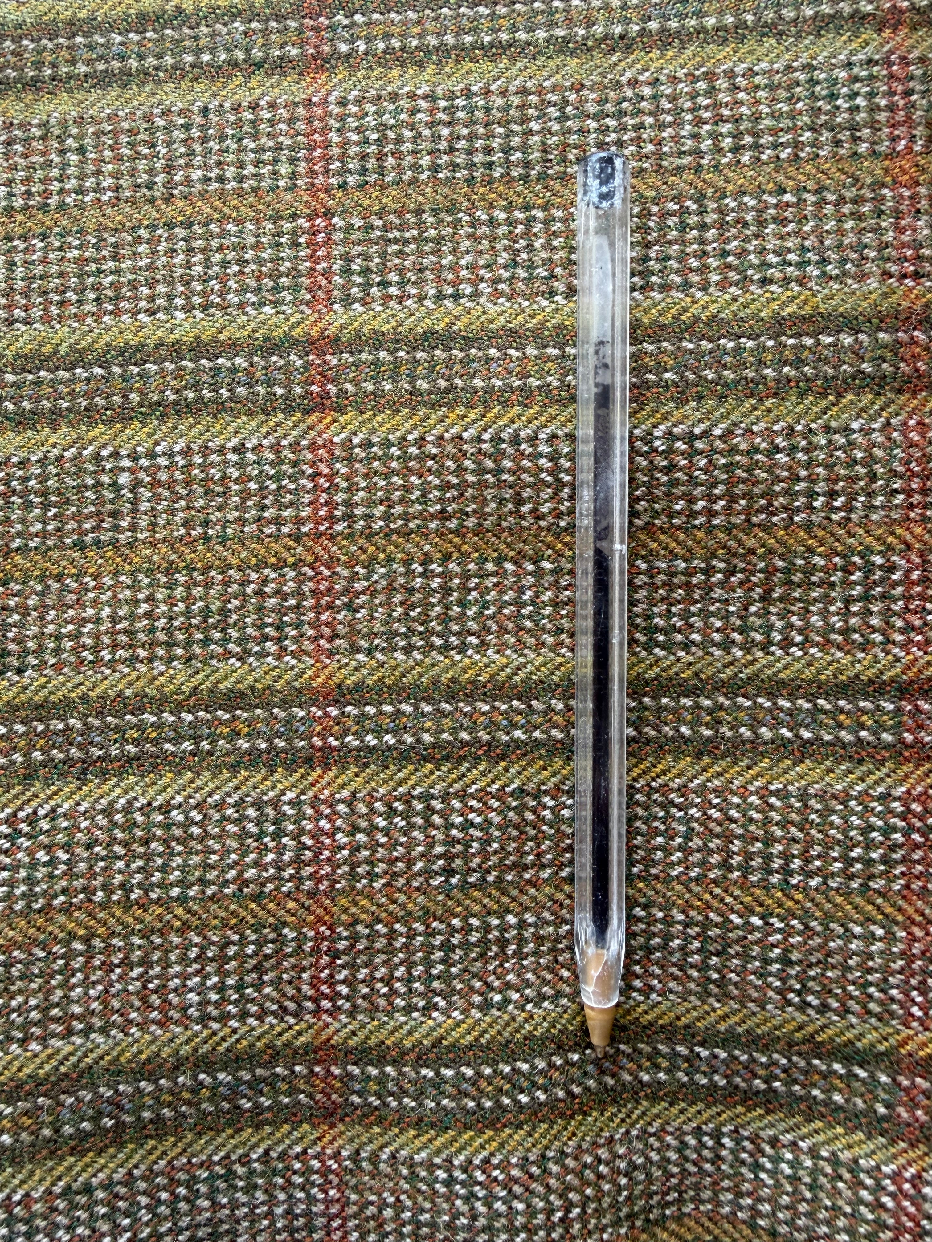 Green Wool Fabric Remnant – 100% Wool – 185 cm