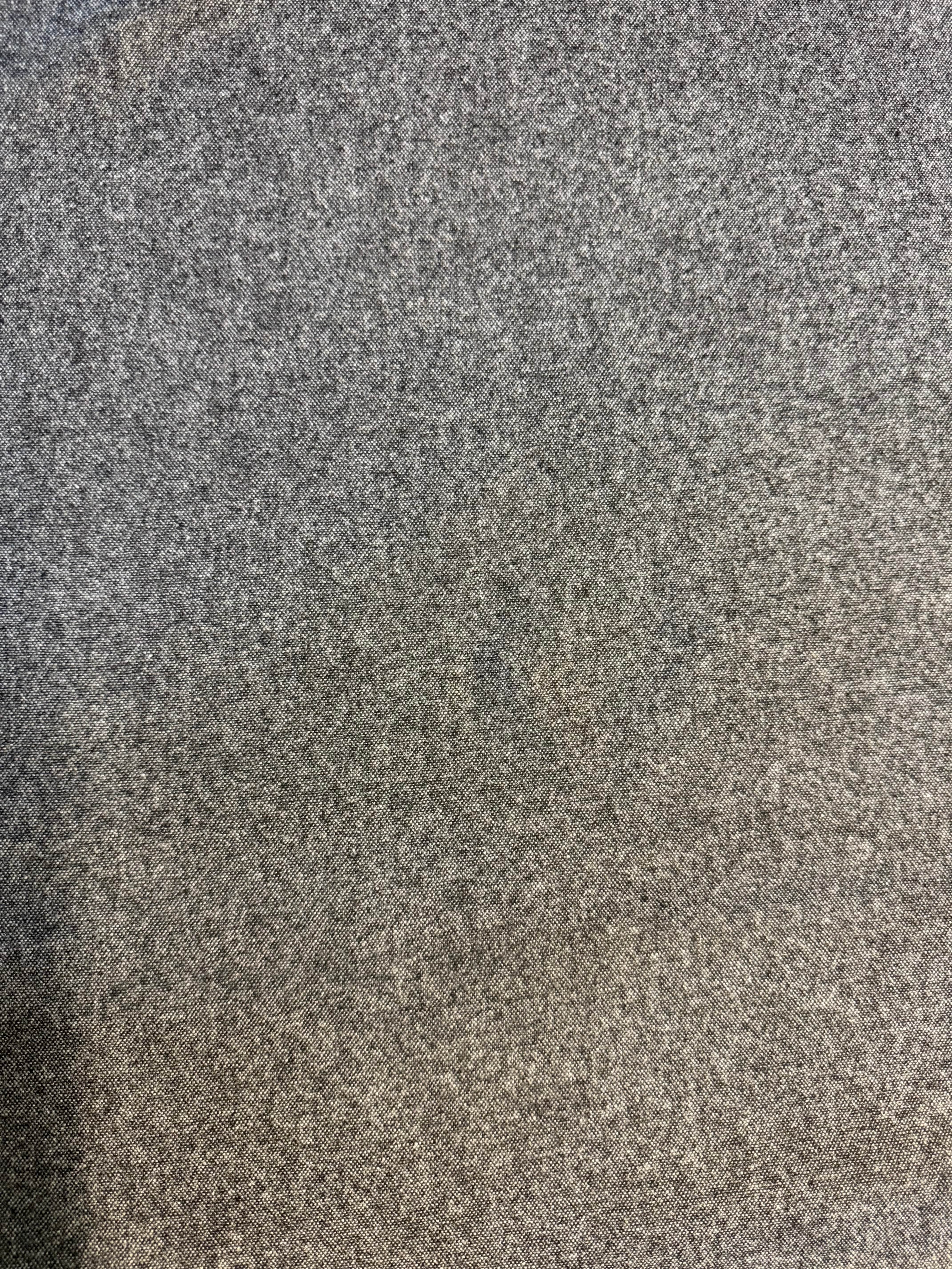 Grey Wool Blend Suiting Fabric – 55% Wool, 35% Polyester, 10% Polyamide – 158 cm Wide