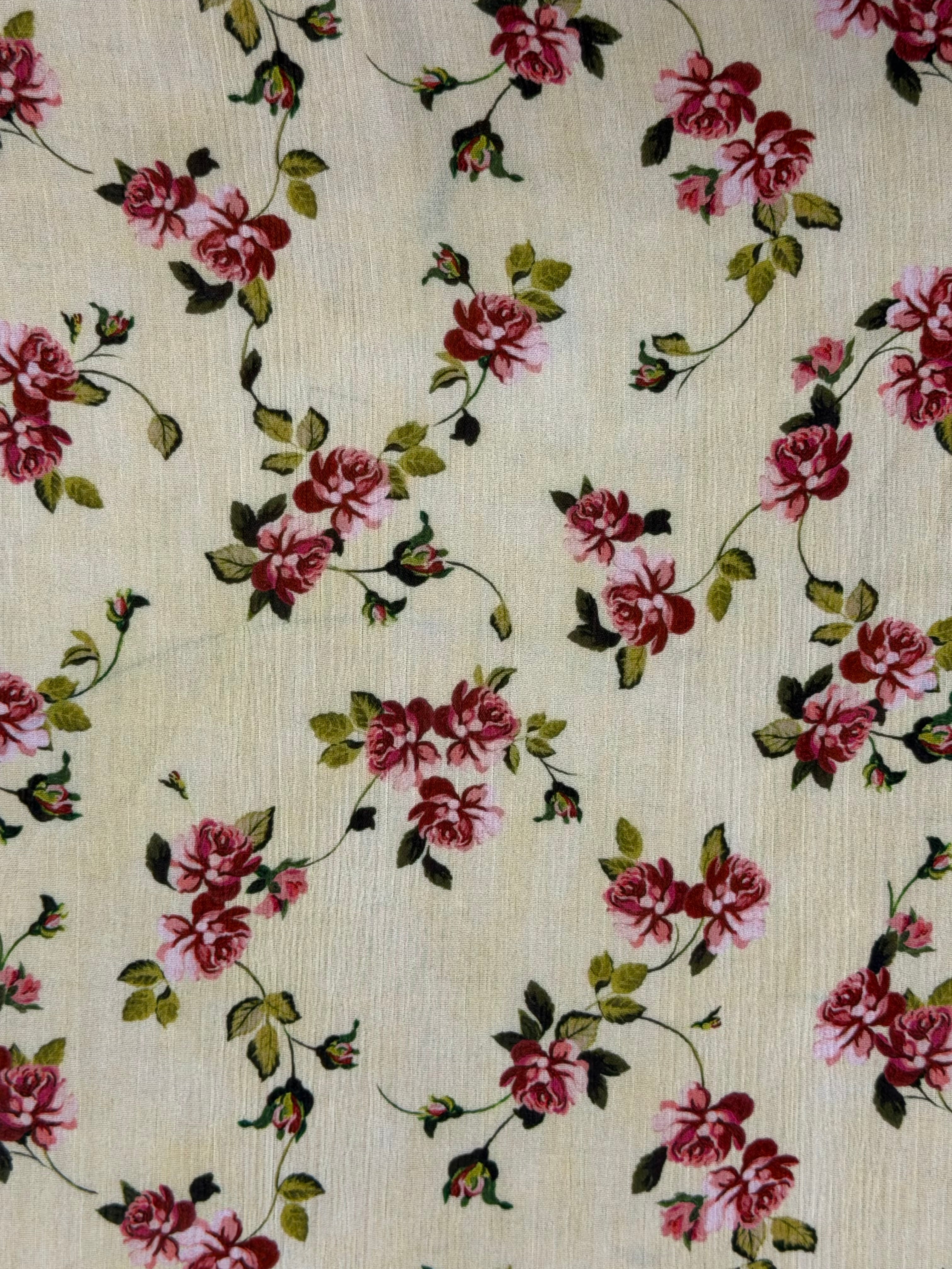 Ditsy Floral Viscose Fabric – 100% Viscose – 140 cm Wide