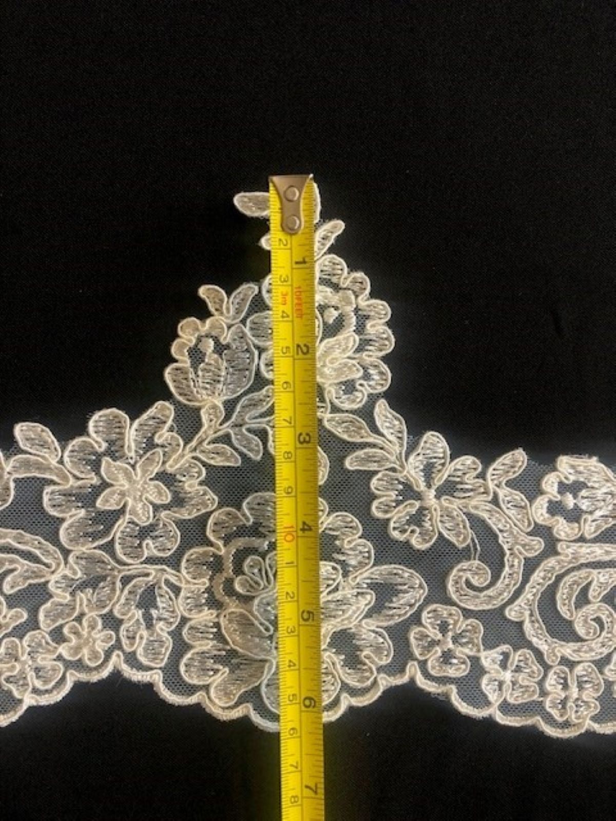 Ivory Corded Edging 16cm Maximum Width