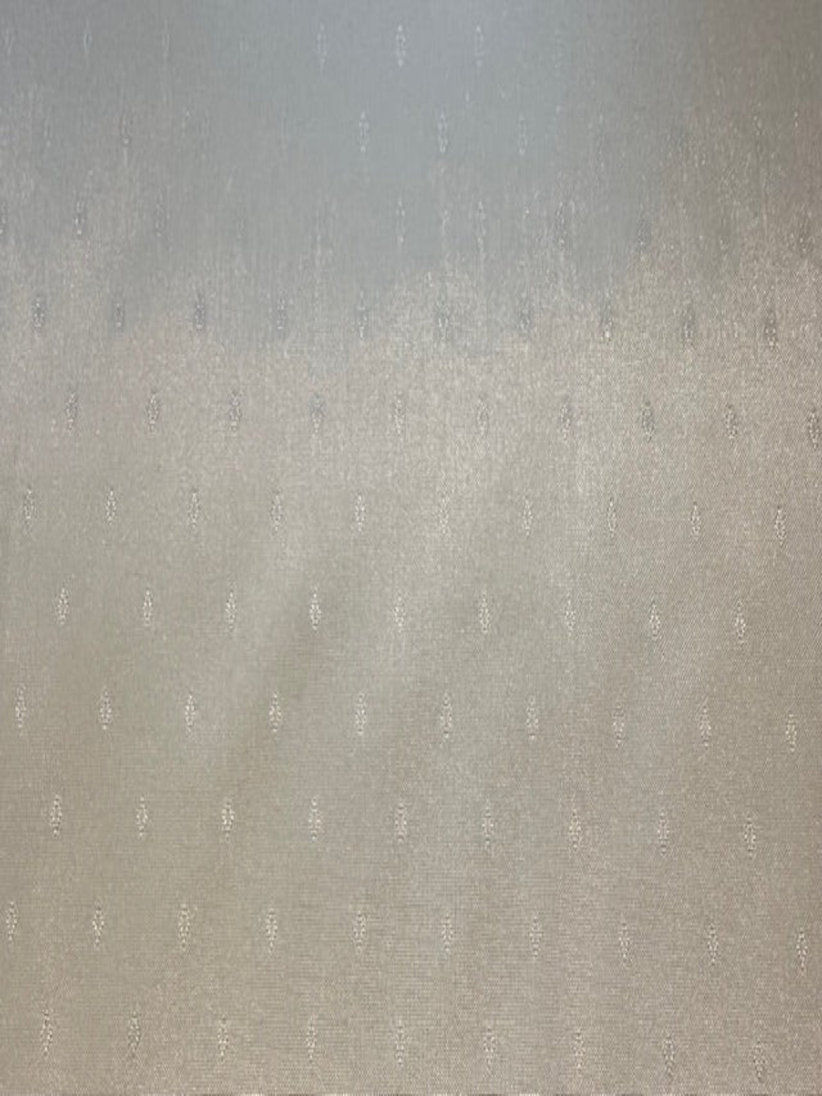 Cream Taffeta Lining with Self Coloured Diamond