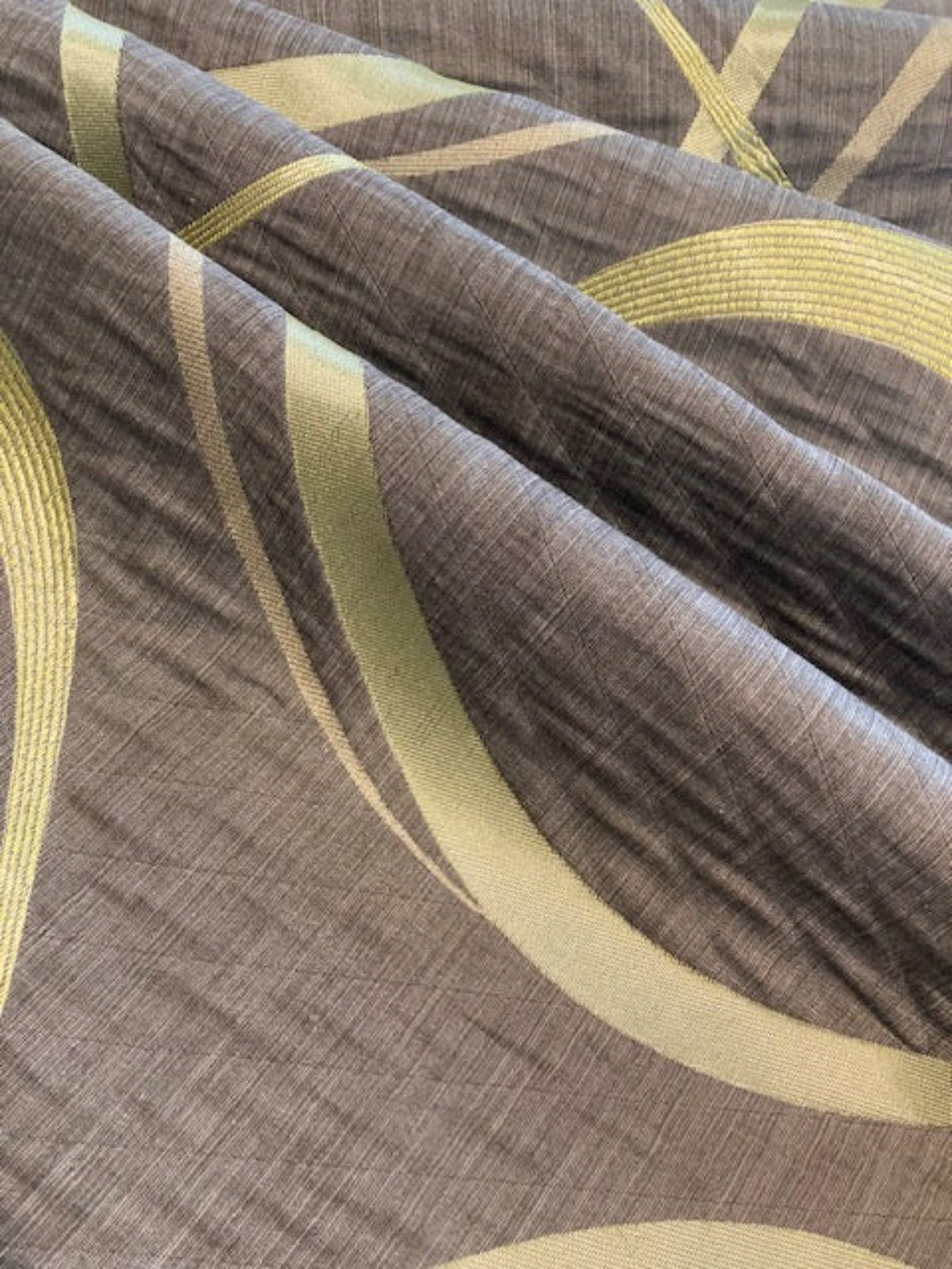 Pastel Lime Figure of Eight - Twister Design on Mink " Sekers - Twister"