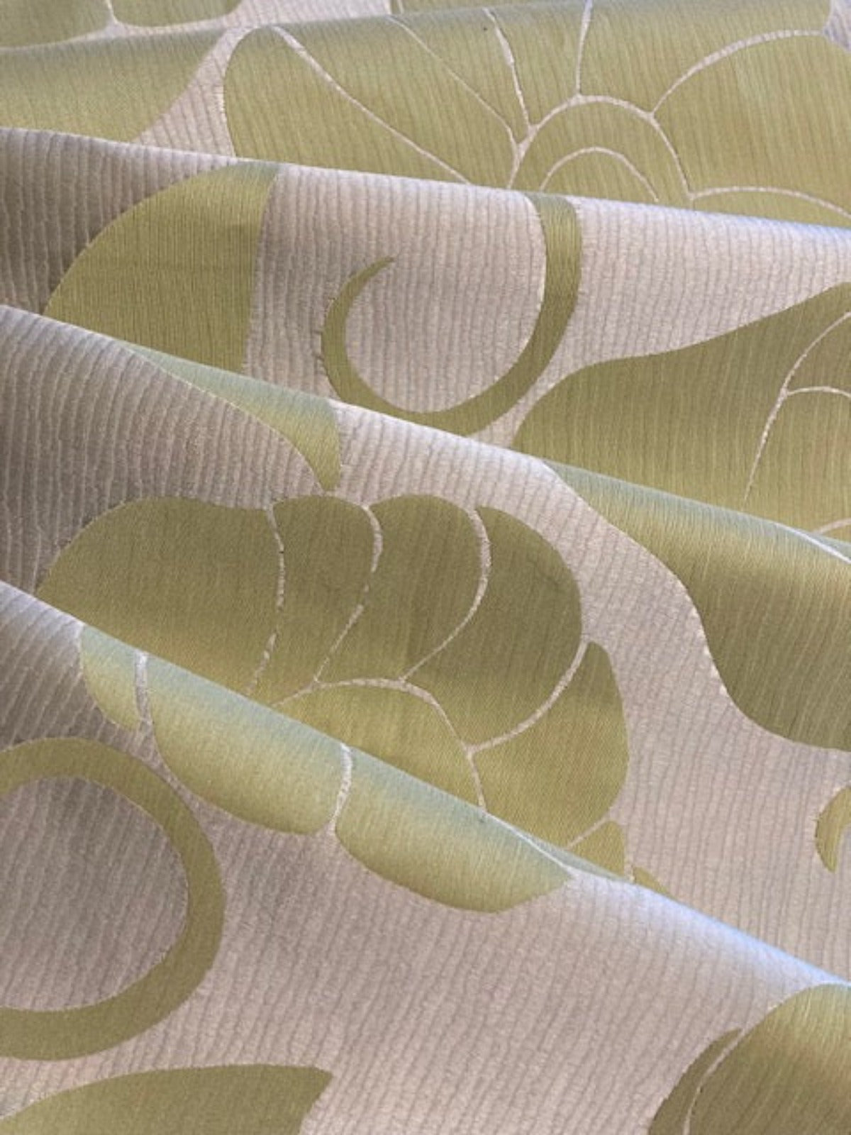 Apple/Silver Large Flower Damask "Harlequin - Empathy"