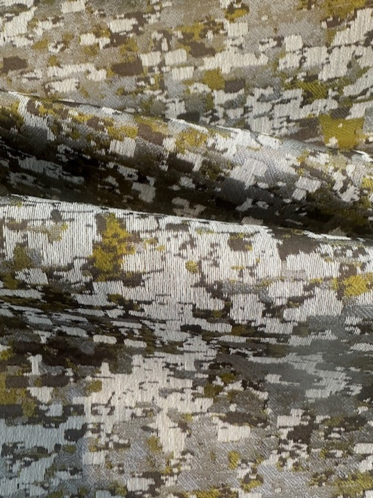 Olive/Grey Abstract Damask – Stylish Cotton-Polyester Blend for Interiors