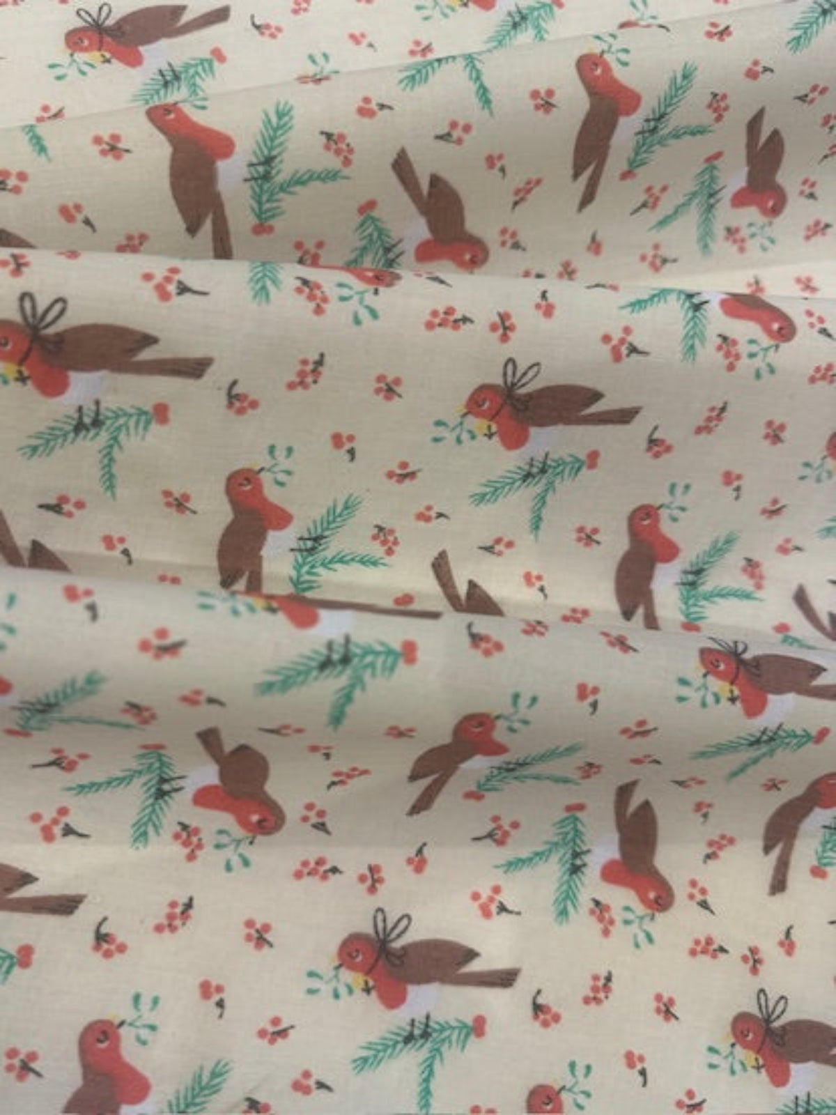 Christmas Robins & Red Berries on Cream Poly/Cotton
