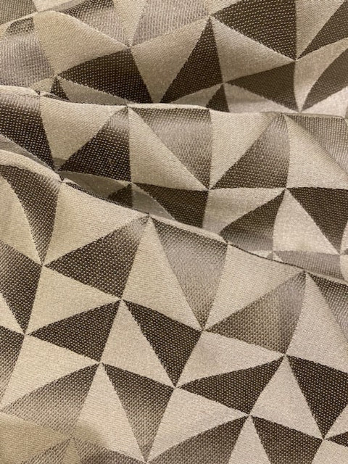 Stone Colour Interlocking Shimmer Triangles