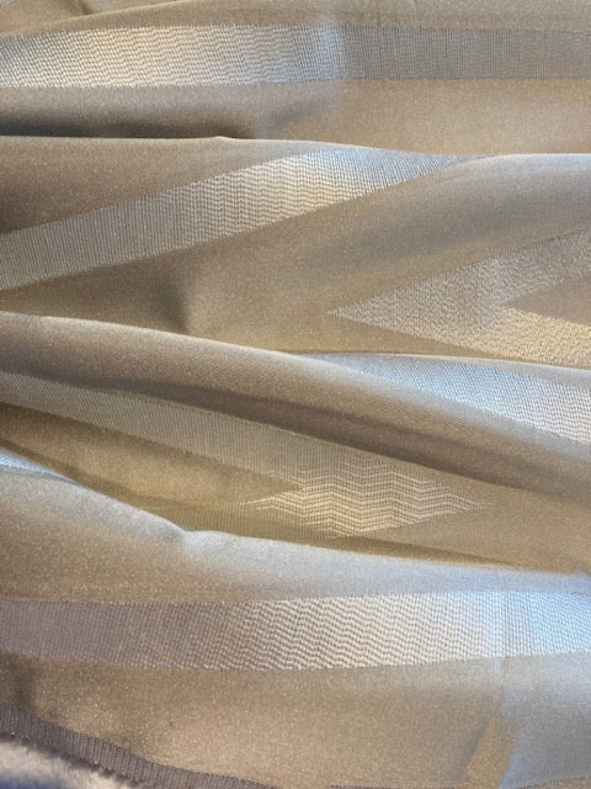 Silver Zig Zag Jacquard