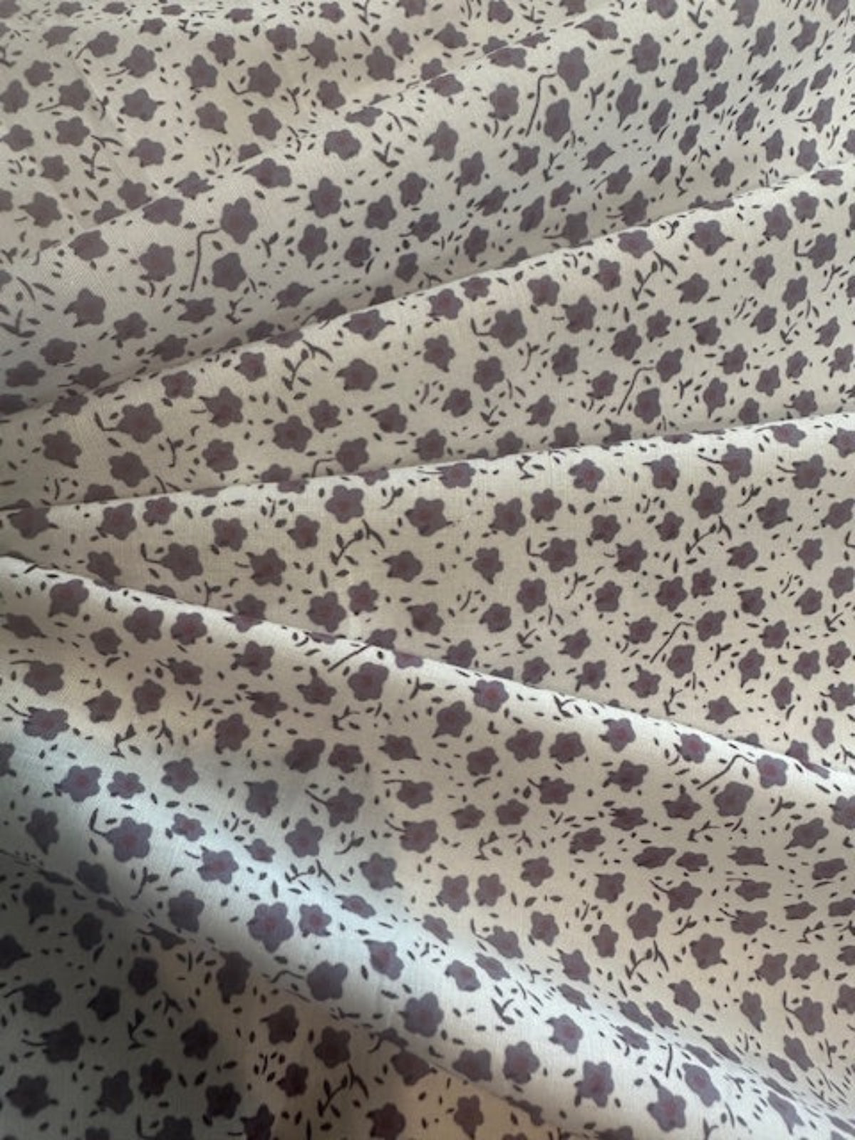 Mauve Ditsy Floral on Cotton Poplin