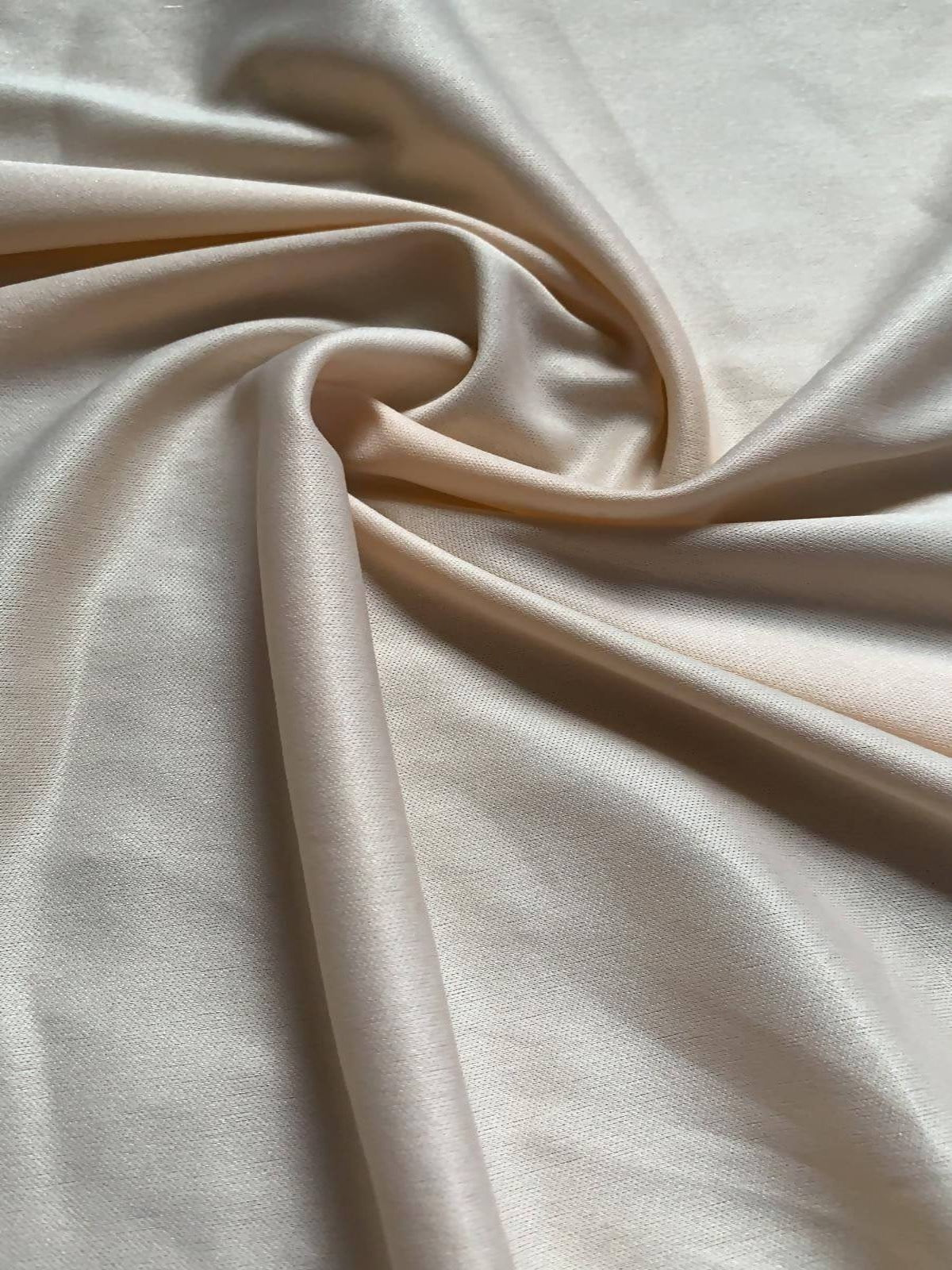 Nude mid weight knit - Deadstock fabric on AmoThreads