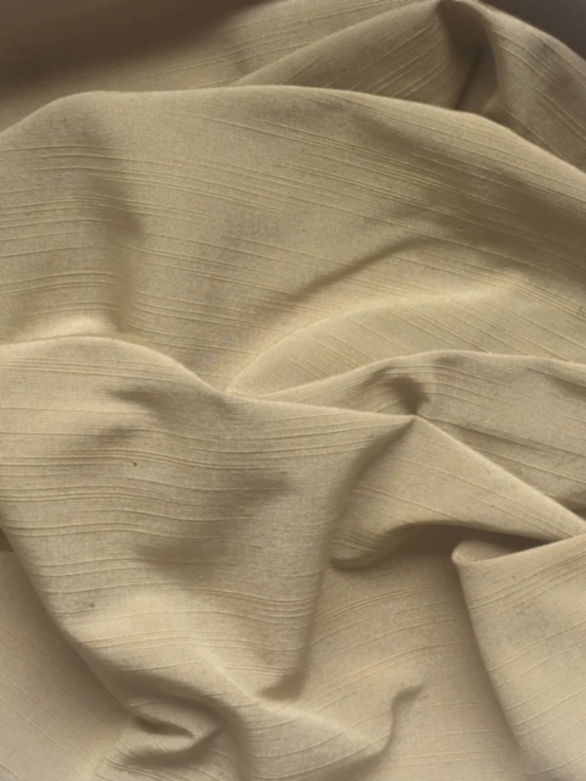 Light Mustard heavy Dupion - Deadstock fabric on AmoThreads