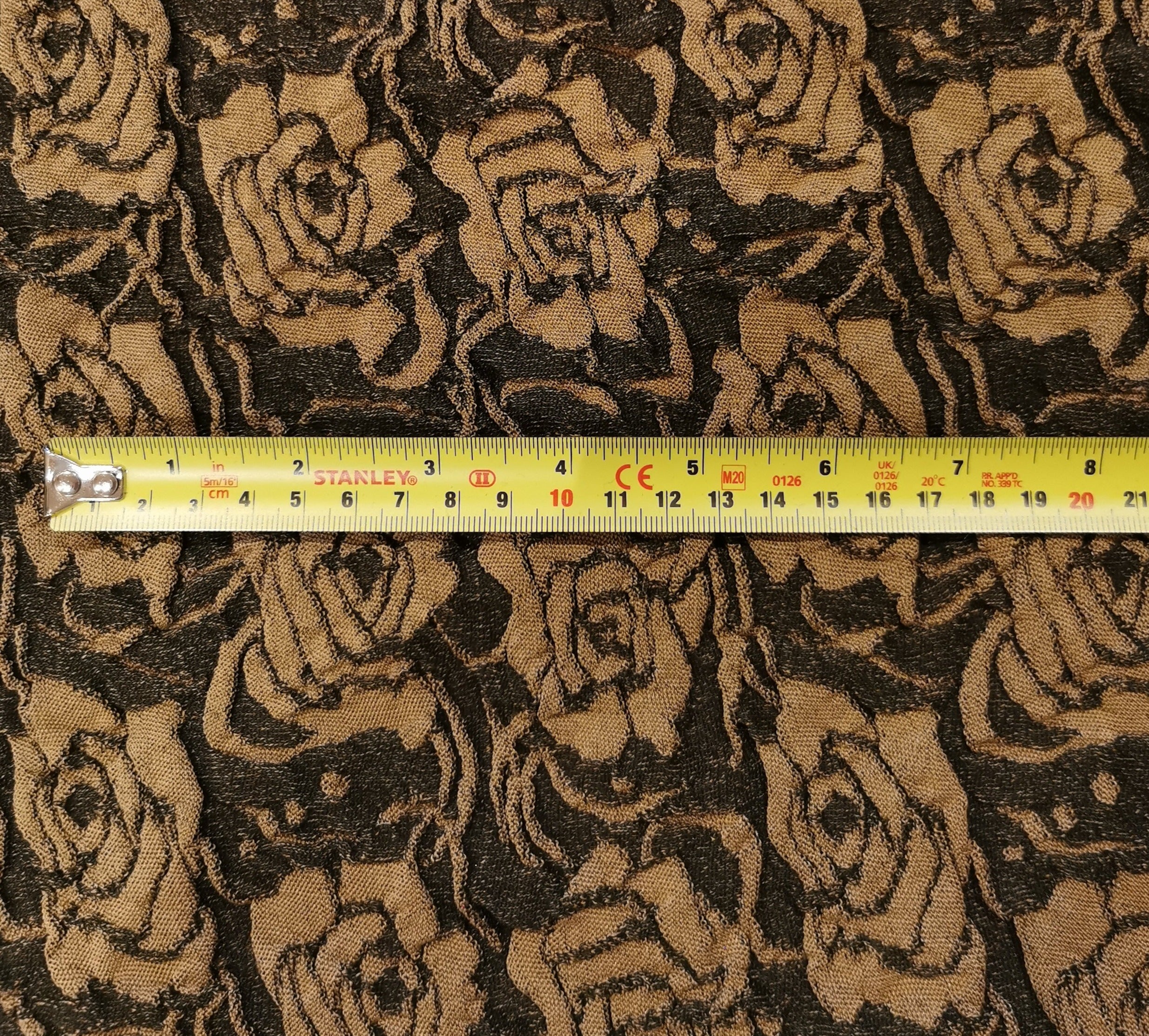 Coffee/Black Rose Knitted Jacquard