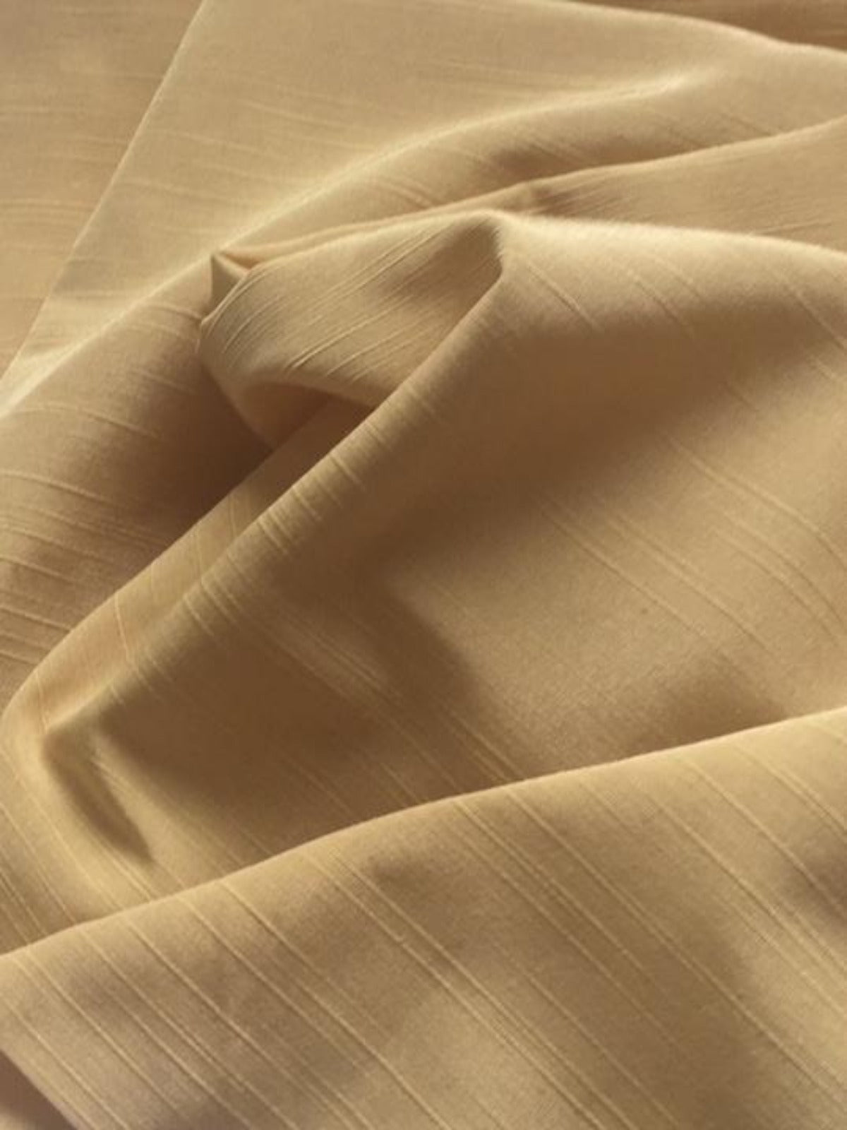 Pale Gold heavy Dupion - Deadstock fabric on AmoThreads