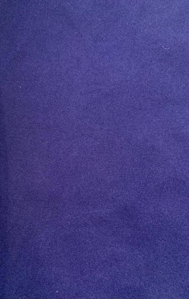 Oxford Blue Fine Knit - Deadstock fabric on AmoThreads