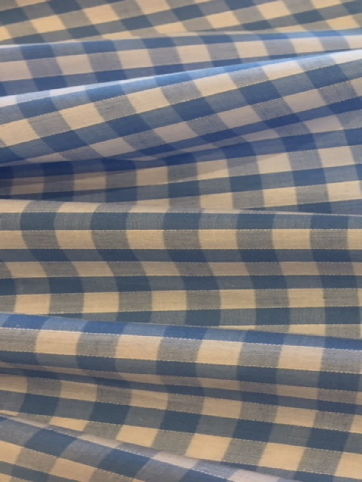 Light Blue 1/4" Gingham Check - Deadstock fabric on AmoThreads