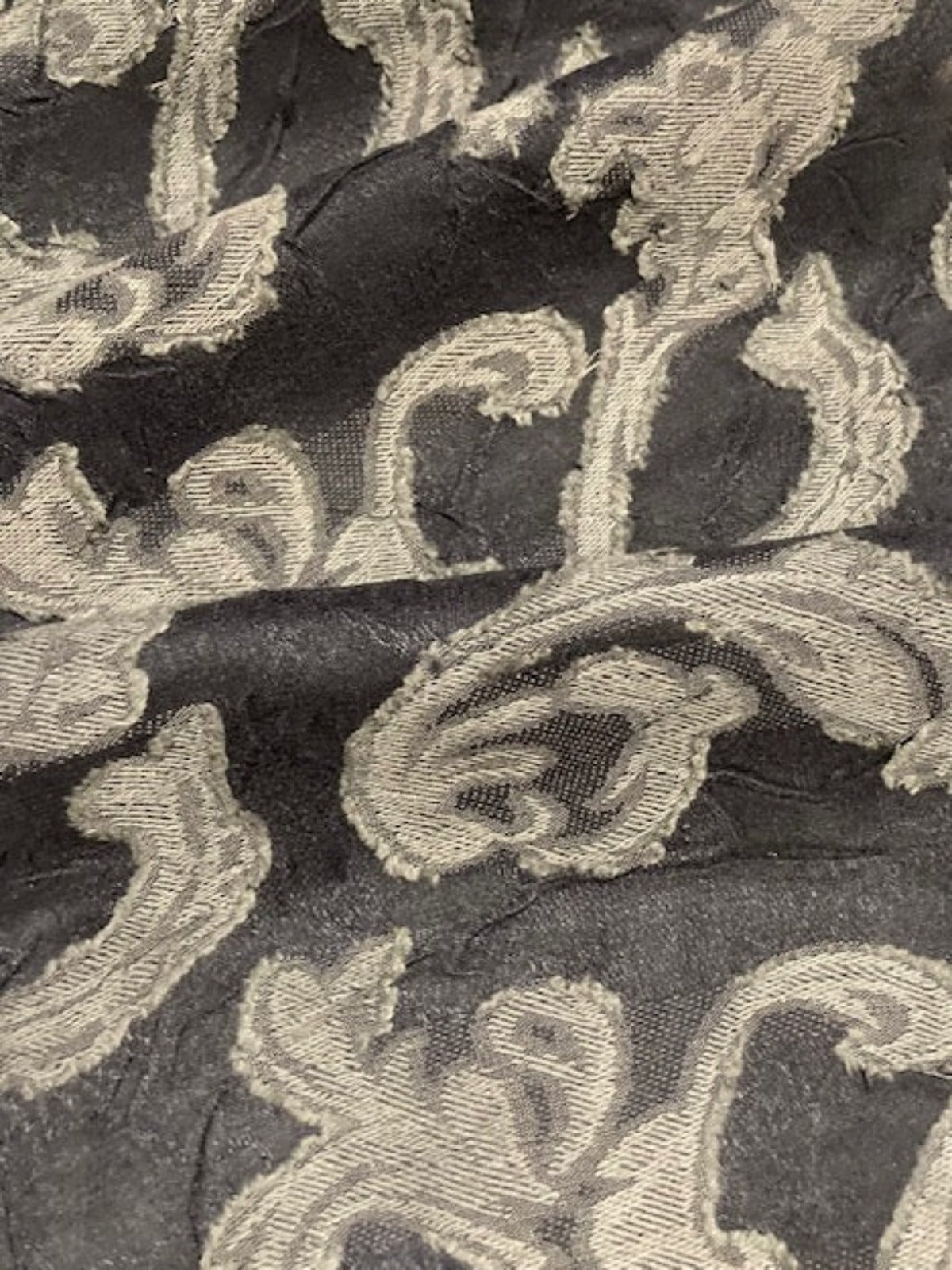 Grey / Black Woven Jacquard