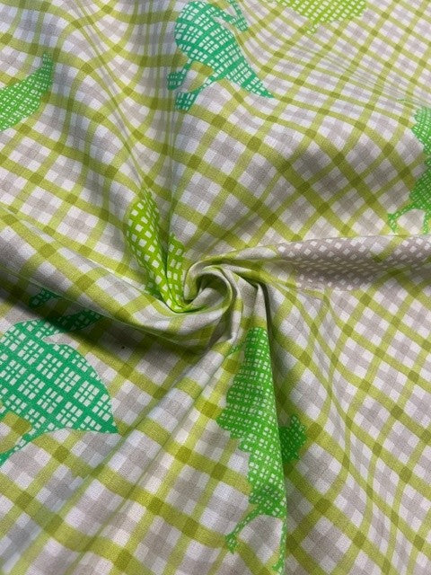 Designers Guild - Rosecomb Apple - 100% Cotton - 138cm
