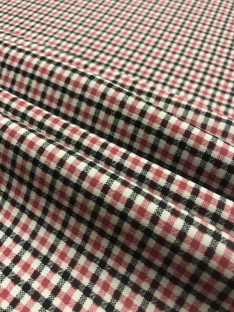 Red & Black Check Cotton Fabric – 150 cm Wide, 100% Cotton, Lightweight for Garment Making