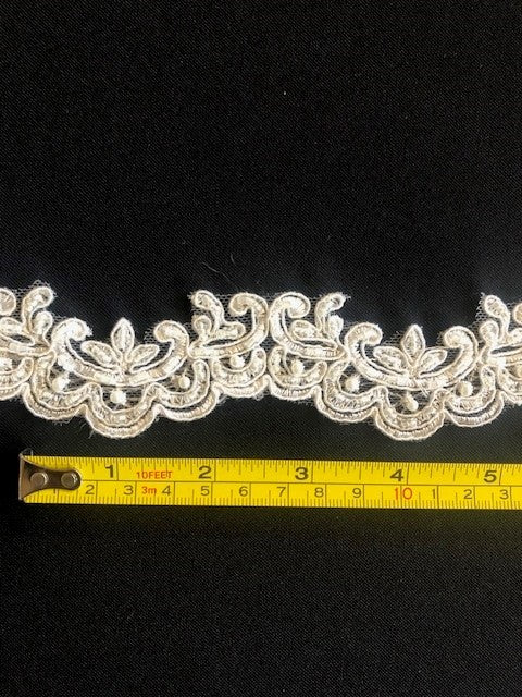 Ivory Corded & Beaded Trim with Pearls, 3cm Wide