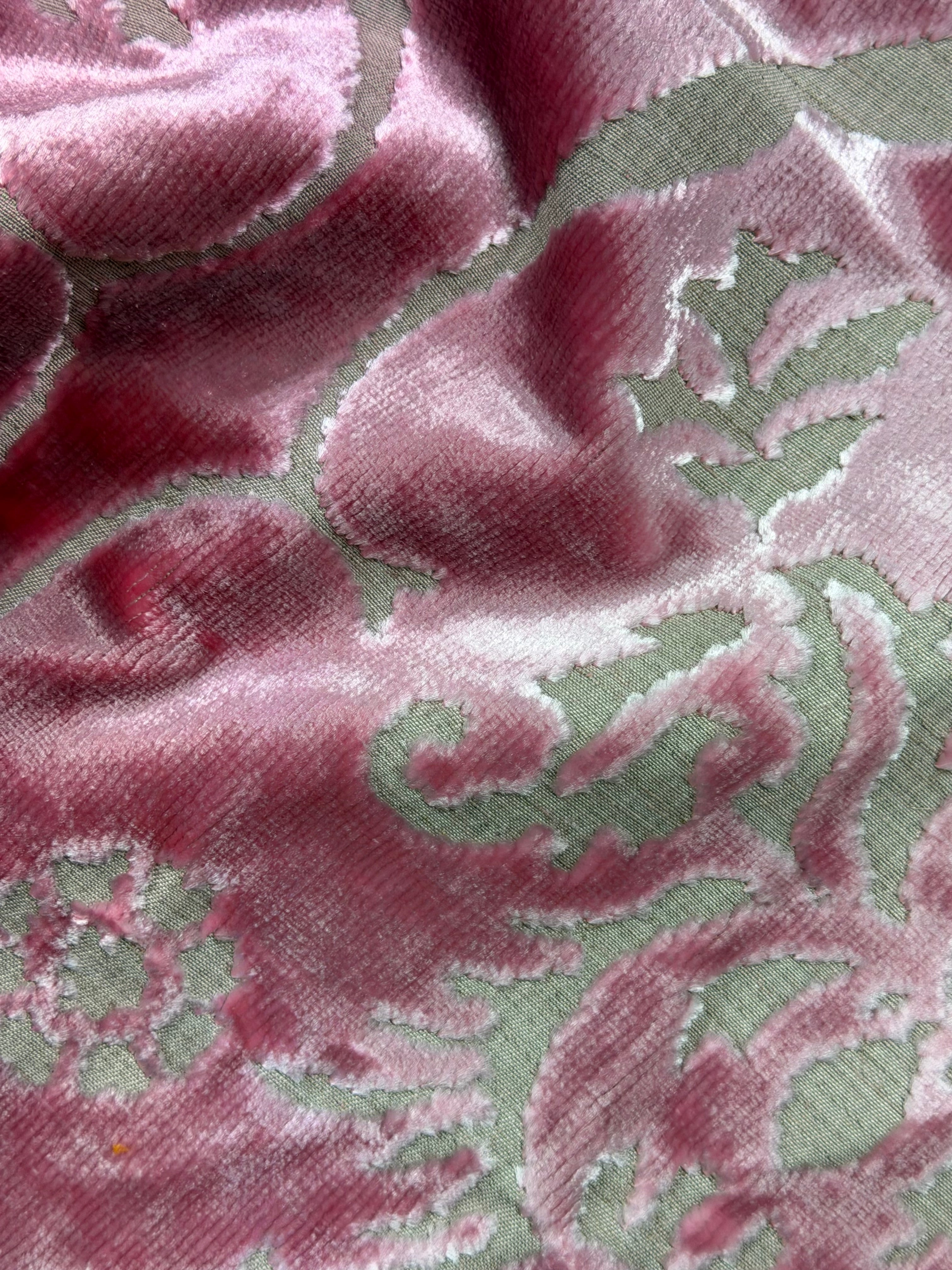 Pink Designers Guild Polonaise Jacquard Velvet Fabric – 140cm Wide