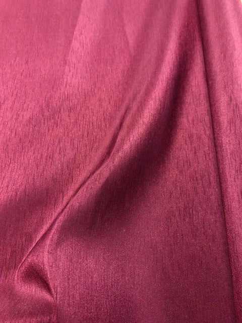 Claret Slubbed Crisp Handle. 140g/m2, 100% Polyester. Roll Size - 4m