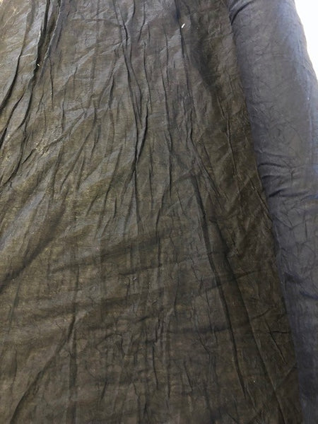 Black Lightweight Crushed Cotton. 80g/m2, 100% Cotton. Roll Size: 2.2m