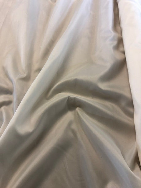 Ivory Taffeta Lining. 70g/m2, 100% Polyester. Roll Size: 7.6m