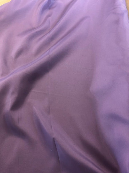 Mauve Taffeta Lining. 70g/m2, 100% Polyester. Roll Size: 4.5m