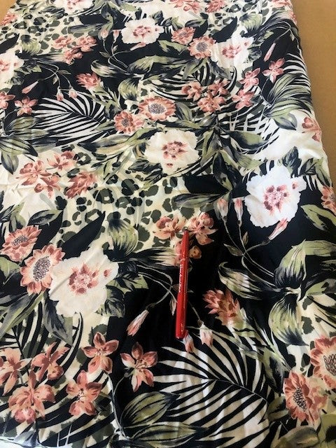 Fern and Floral on Crepe de Chine. 110g/m2, 100% Polyester. Roll Size: 4m