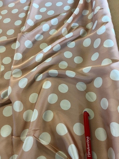 Spot on Nude Silky Satin. 90g/m2, 100% Polyester. Roll Size: 3m