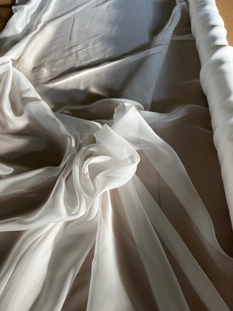Ivory Lightweight Chiffon. 50g/m2, 100% Polyester. Roll Size: 6m
