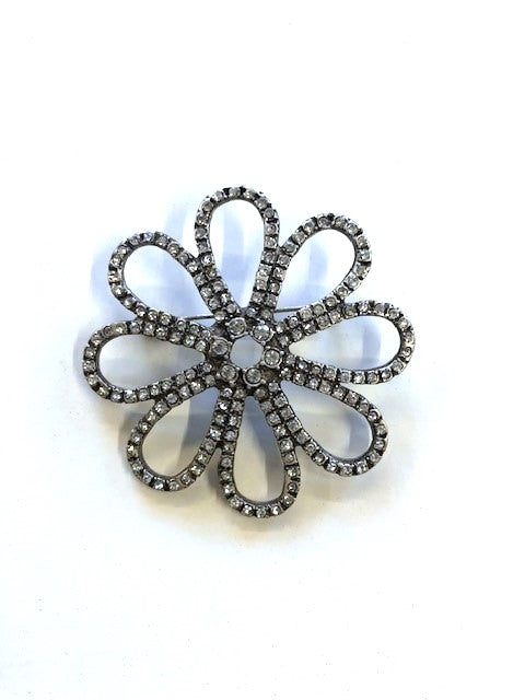 Daisy Crystal brooch - 6cm wide - Deadstock fabric on AmoThreads