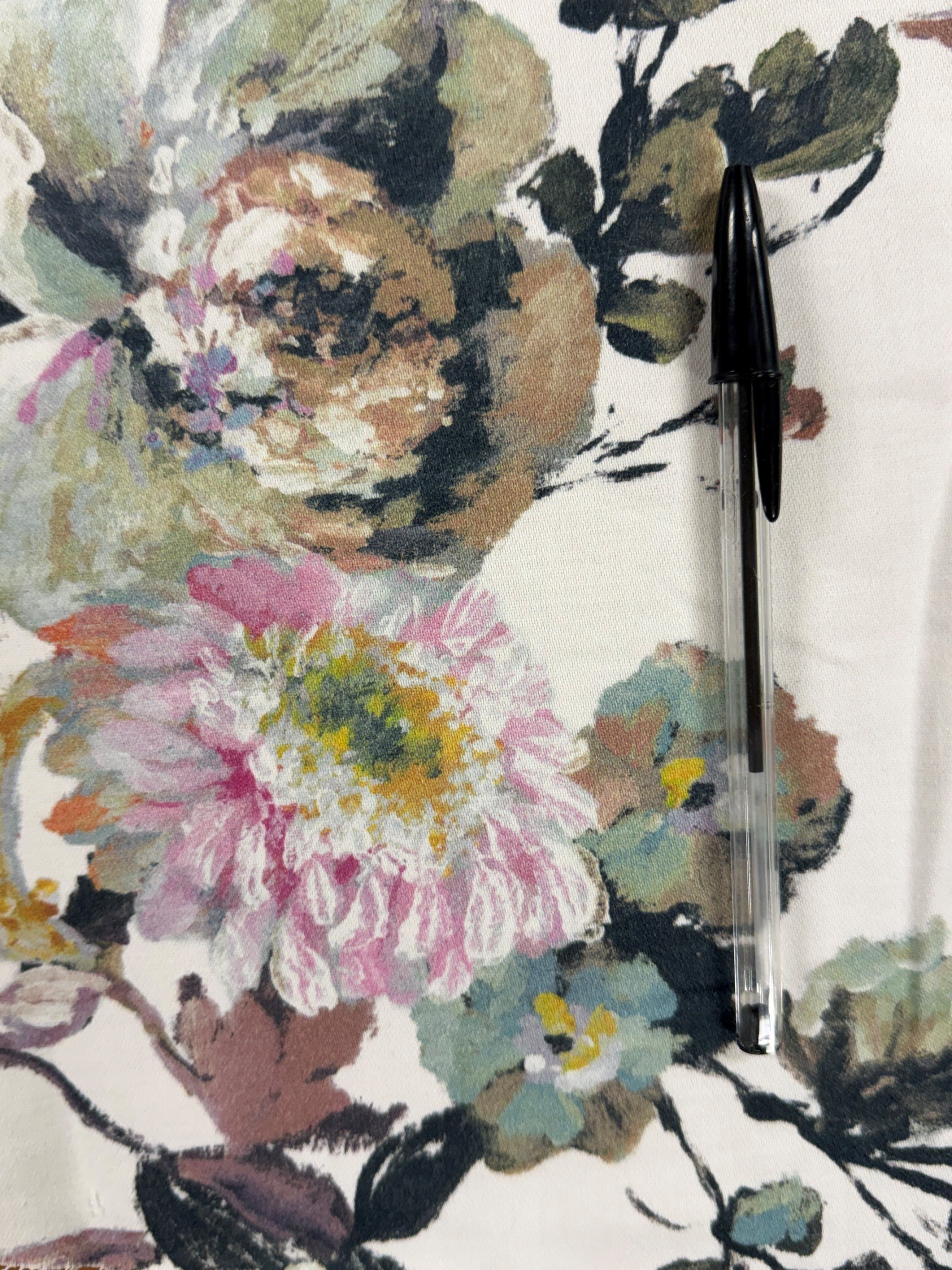 Floral Cotton Satin Fabric – Vintage Style – 137cm Wide