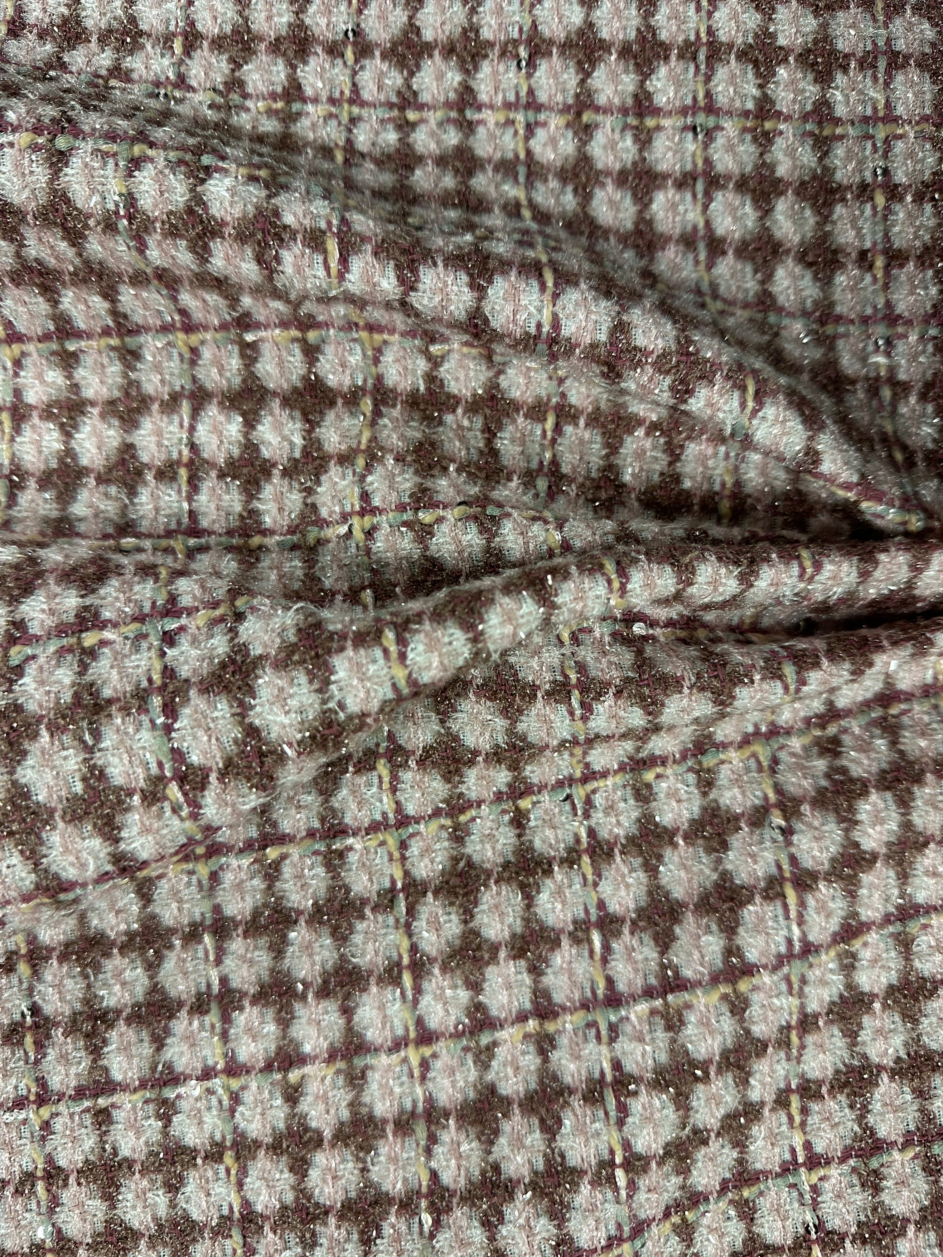 Chanel-Style Pale Pink Woven Fabric – 150cm Wide Tweed Effect
