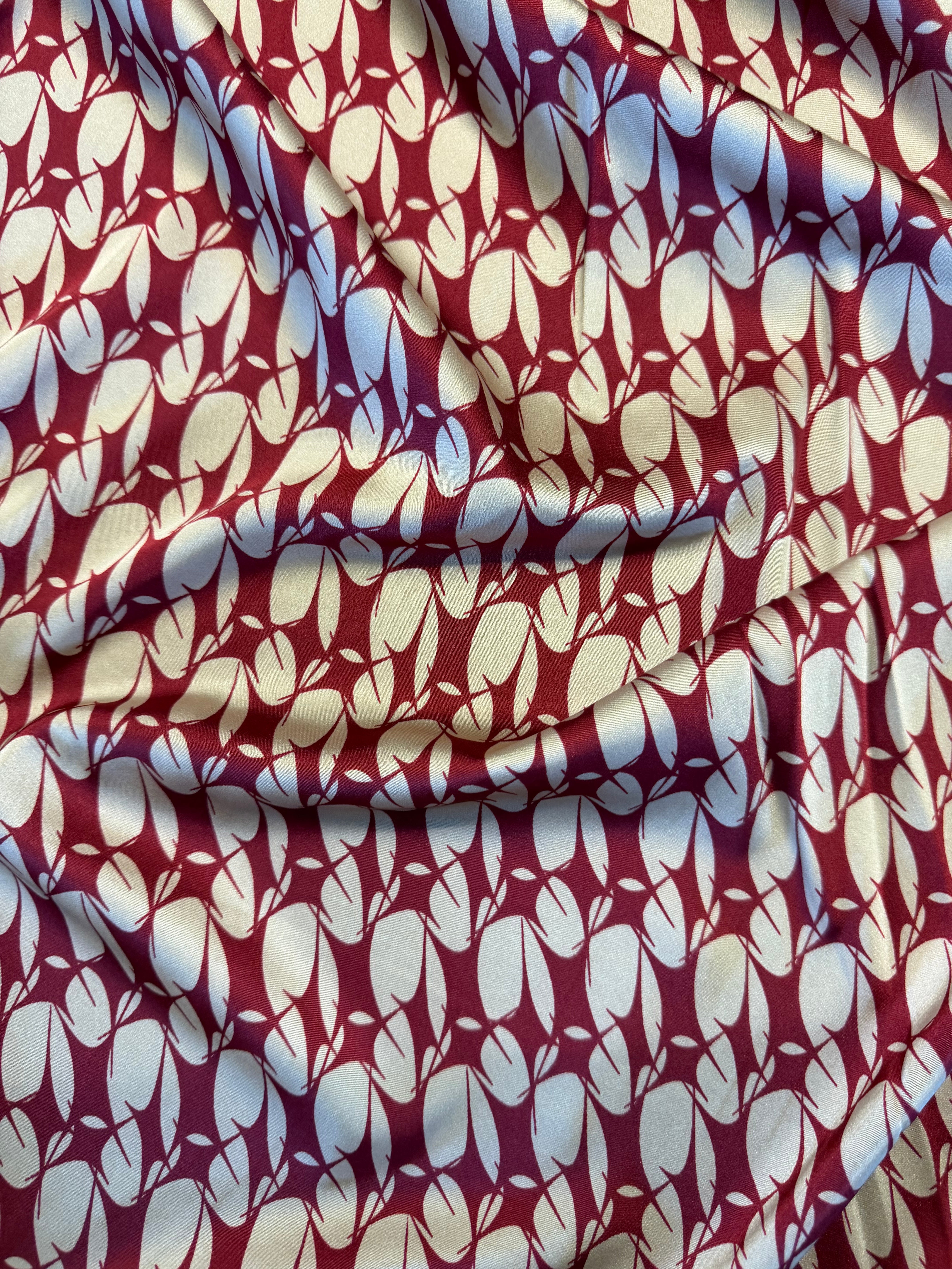 Burgundy & Cream Abstract Printed Polyester Blouse Fabric – 154 cm Wide