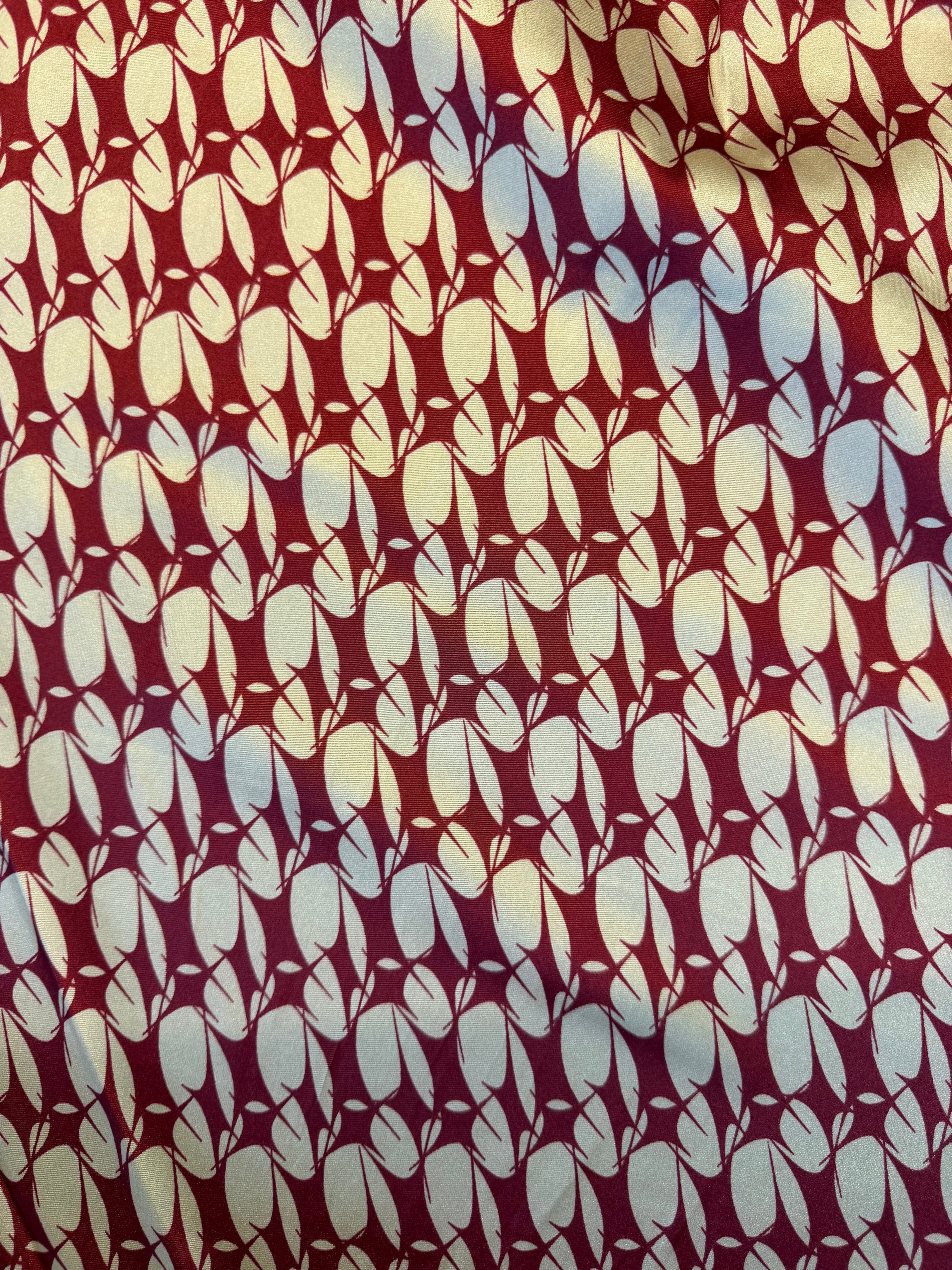 Burgundy & Cream Abstract Printed Polyester Blouse Fabric – 154 cm Wide