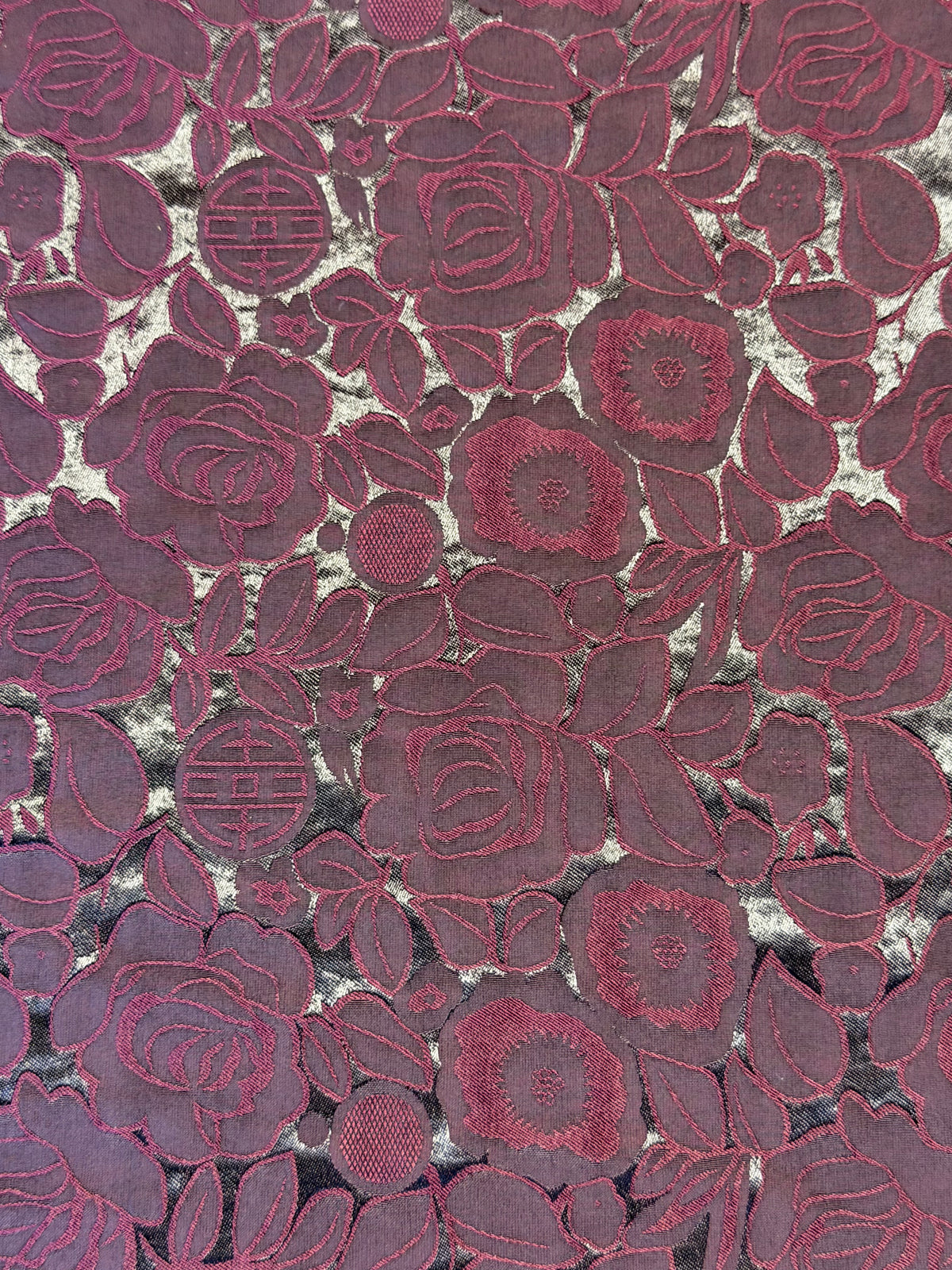 Burgundy Jacquard Fabric – 100% Polyester – Floral & Leaf Design – 140 cm Wide