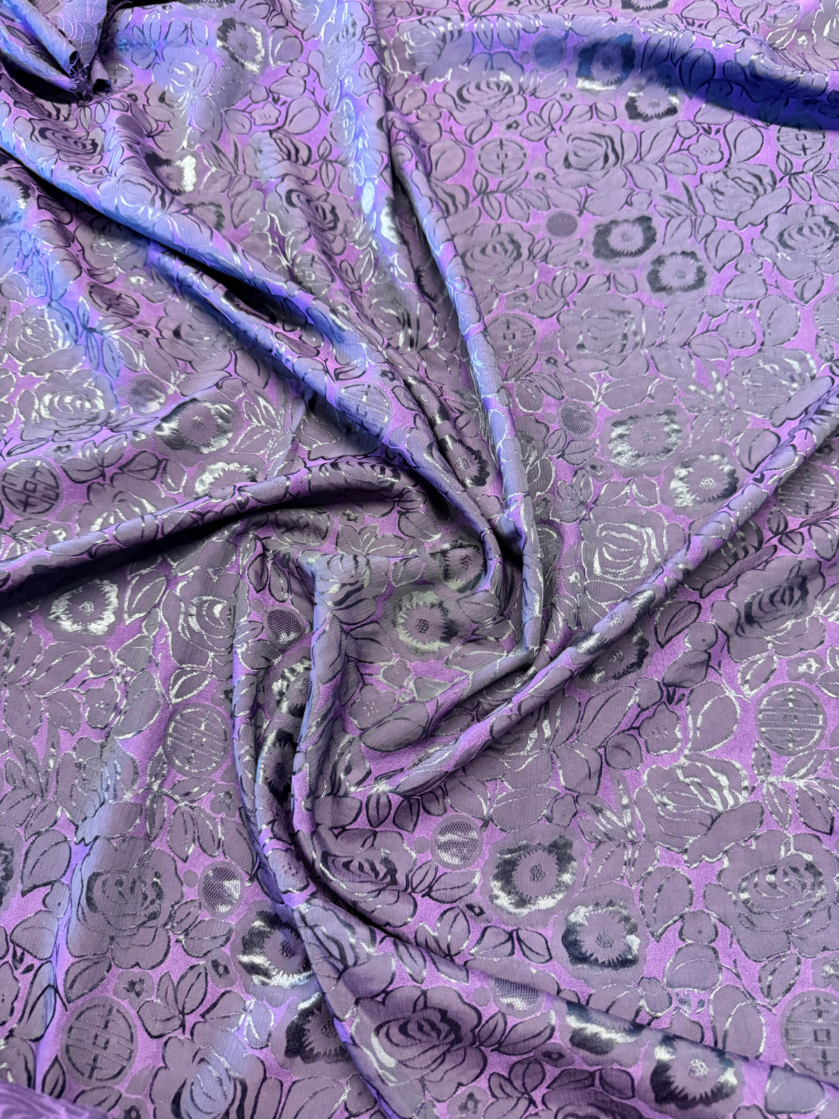 Purple Jacquard Fabric – 100% Polyester – Floral & Leaf Design – 140 cm Wide