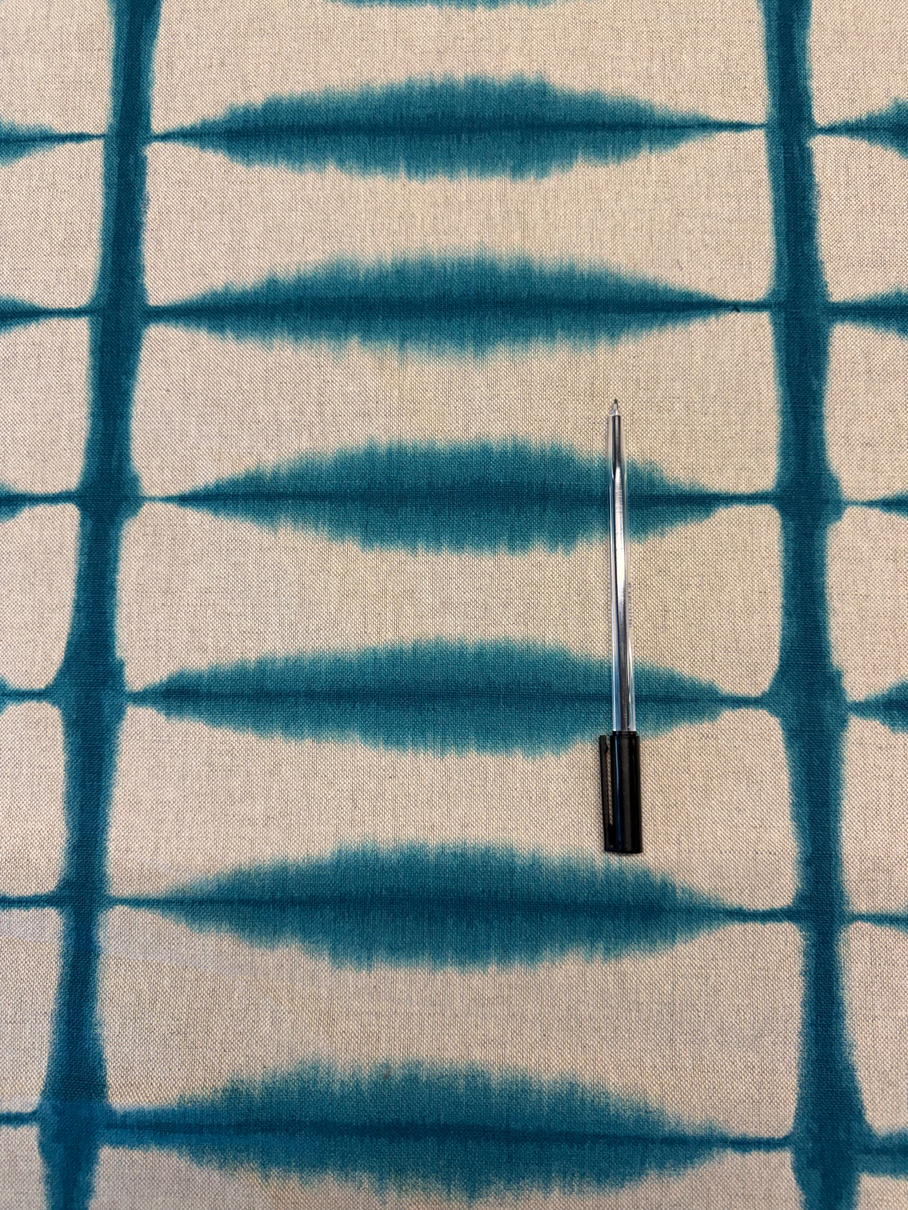 Contemporary Cotton Linen Fabric (51% Cotton, 49% Linen) – Printed in the UK