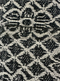 Black & White Geometric Knit with Lurex – 155 cm Wide