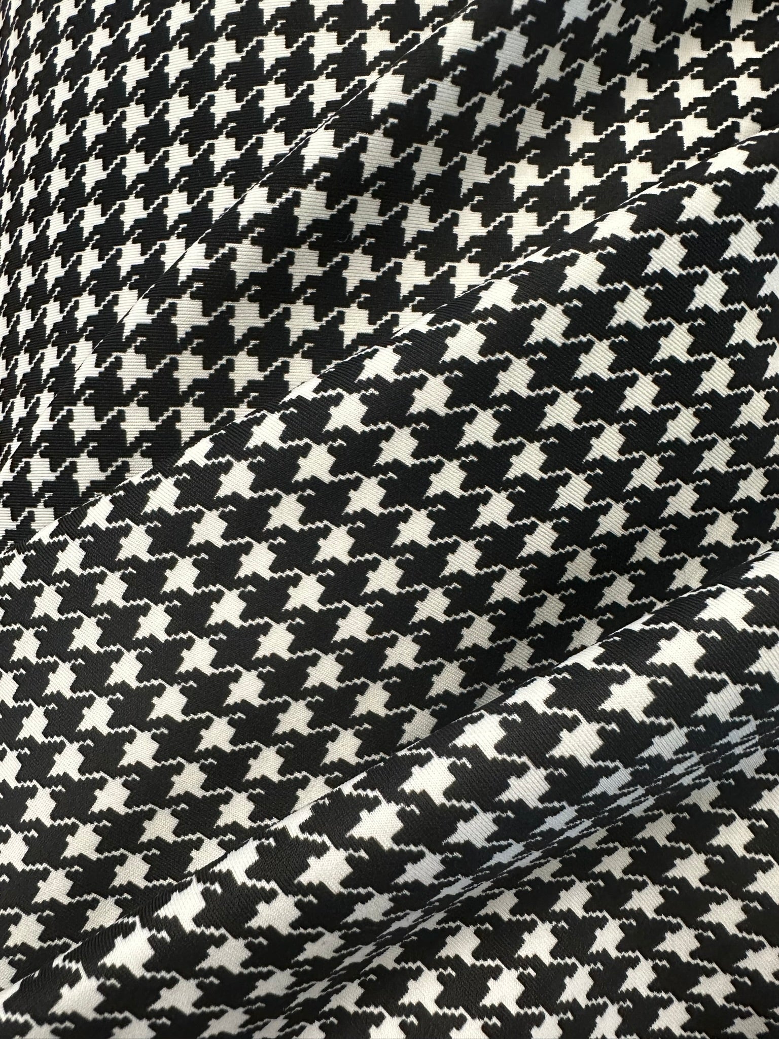 Black & White Large Houndstooth Stretch Fabric – Bold & Versatile