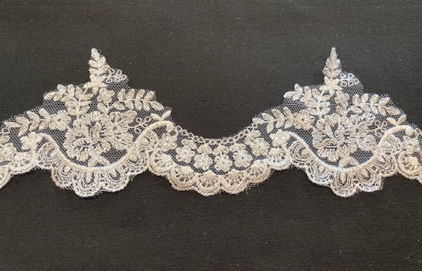 Ivory Lace Edging with Sequin Detail, 9cm Max Width